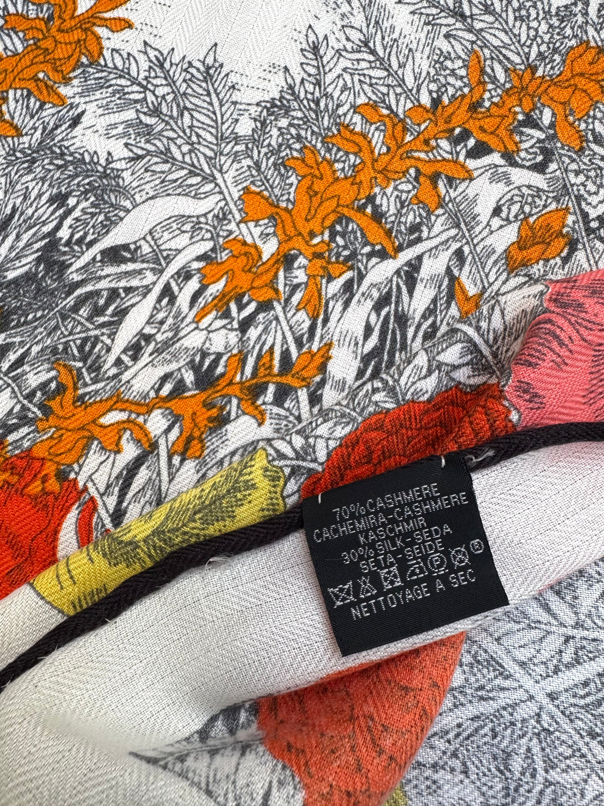 Foulard en soie et cachemire 4083