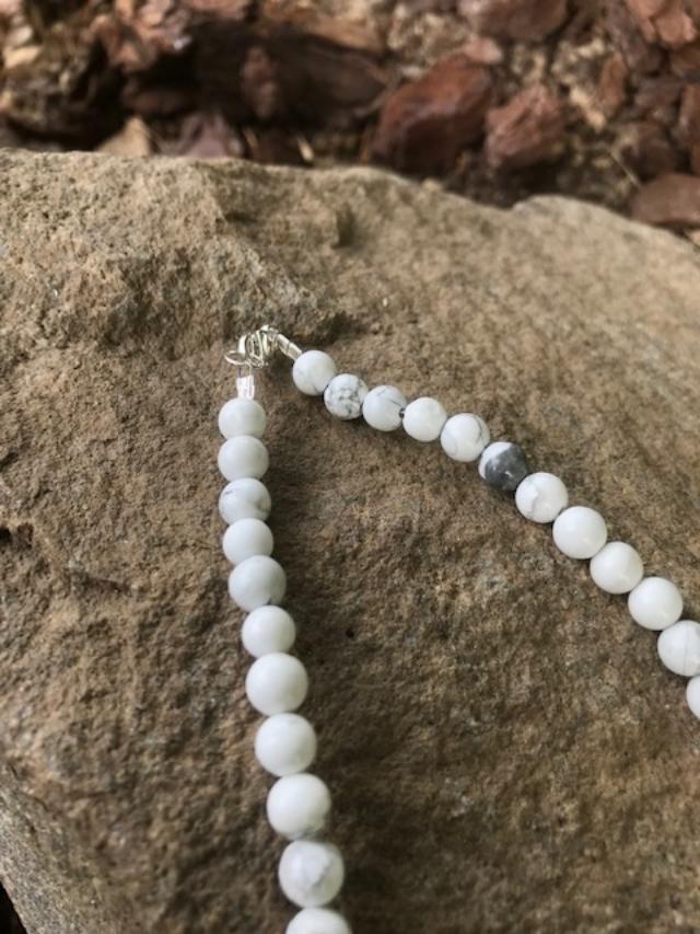 Collier howlite naturelle 2060