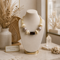 Collier Bohème Chic en Bakélite et Howlite Beige – Création Artisanale de Luxe 42 cm | La Boîte à Merveilles