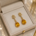 Boucles d’Oreilles Citrine Facettée 14x12 mm Plaqué Or – Élégance Florale et Zirconiums
