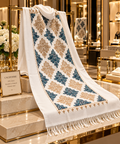Étole en cachemire blanc brodée bleu et doré – 200 × 75 cm