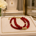 Bracelet Luxe Double Rang en Jade Rouge – Plaqué Or Ciselé & Élégance Intemporelle