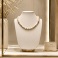 Collier Howlite Beige & Plaqué Or 18 Carats – Élégance Ivoire & Or | La Boîte à Merveilles