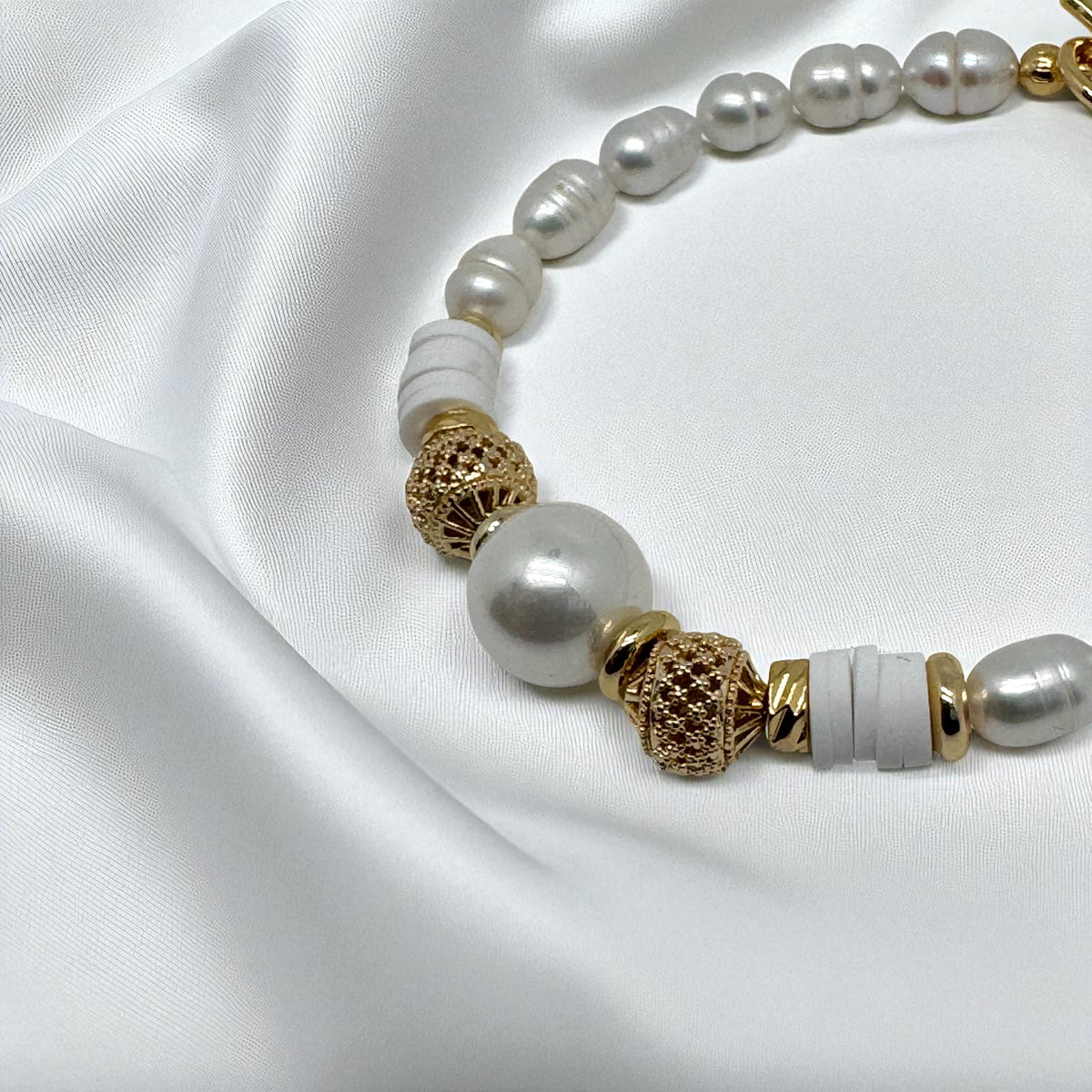 Bracelet en perles d’eau douce baroques blanches 1205
