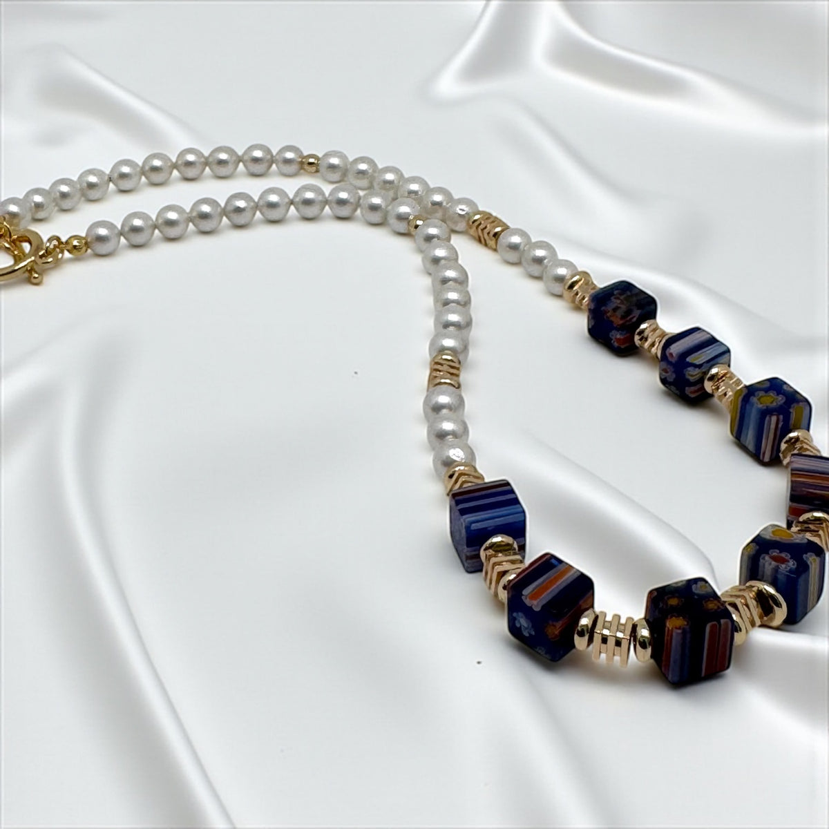 Collier en perles naturelles et perles mille fleurs 2237