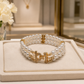 Bracelet Haut de Gamme Triple Rang – Perles de Coquillage & Fermoir Prestige Plaqué Or