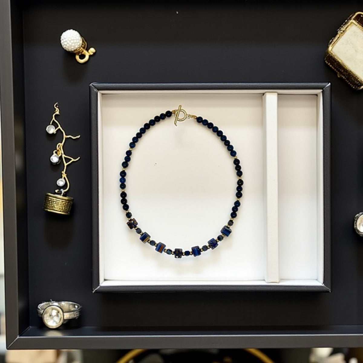 Collier lapis lazuli et perles mille fleurs 2240