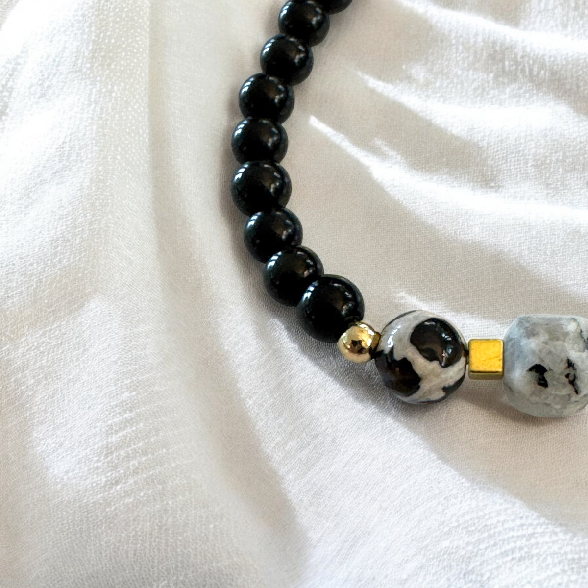 Bracelet en obsidienne et agate du Tibet 1194