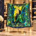 Carré de soie de luxe 90 × 90 cm – Œuvre exclusive de Cornélie