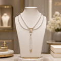 Collier Signature double rang en perles & trèfle de nacre – Création artisanale