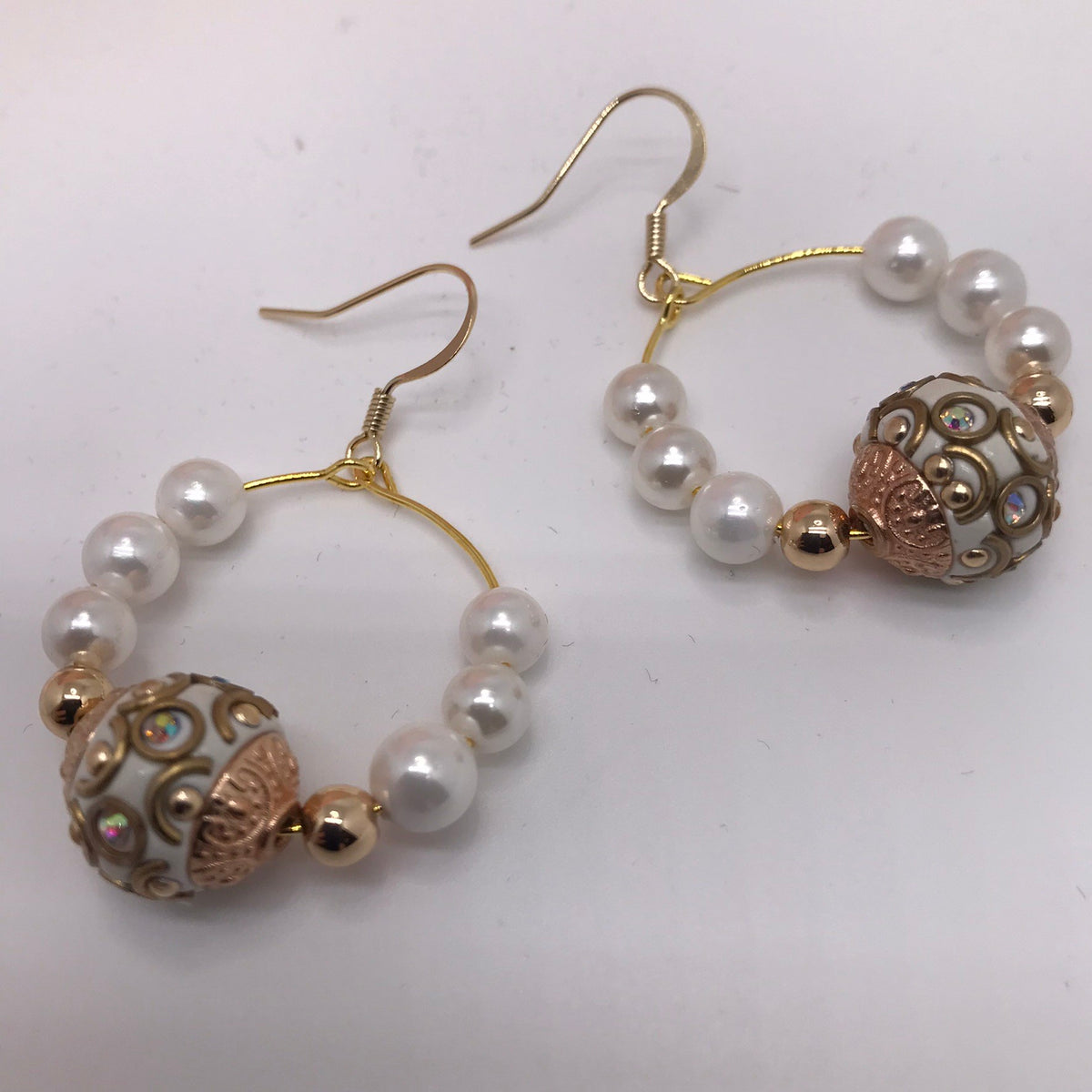 Boucles d'oreilles créoles perles et perles indonésiennes 3023
