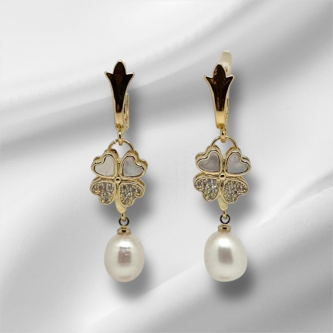 Boucles d'oreilles trèfle et perles 3052