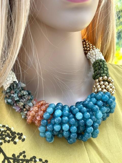Collier ethnique en pierres naturelles 2194