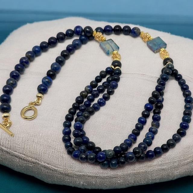 Collier en lapis-lazuli 2178