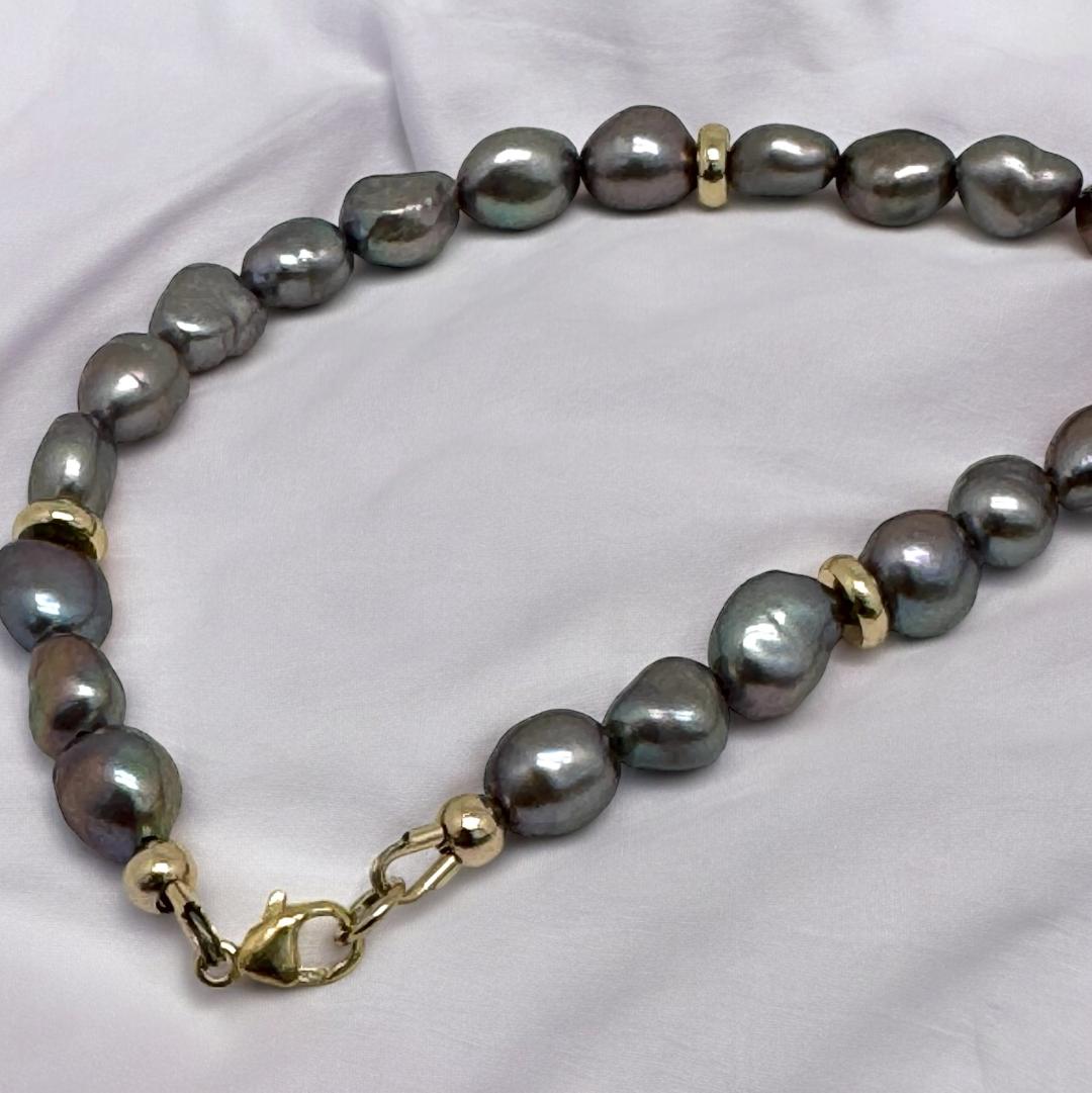 Collier en perles grises d'eau douce, fermoir OR 18K 2147